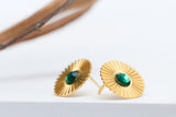 Daisy earrings with a crystal