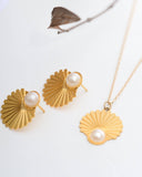 Pearl shell necklace, shell necklace